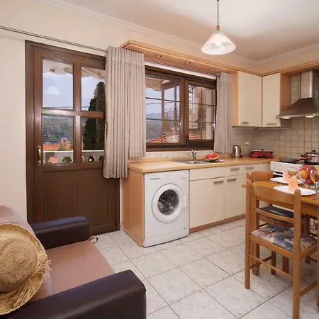 Kefalos Quiet In Apartment